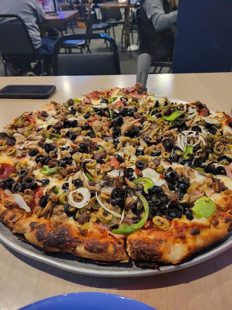 Townhouse Pizza & Lounge Menu image 7